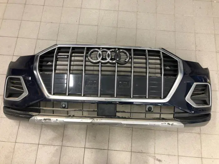 Stoßstange vorne Audi Q3